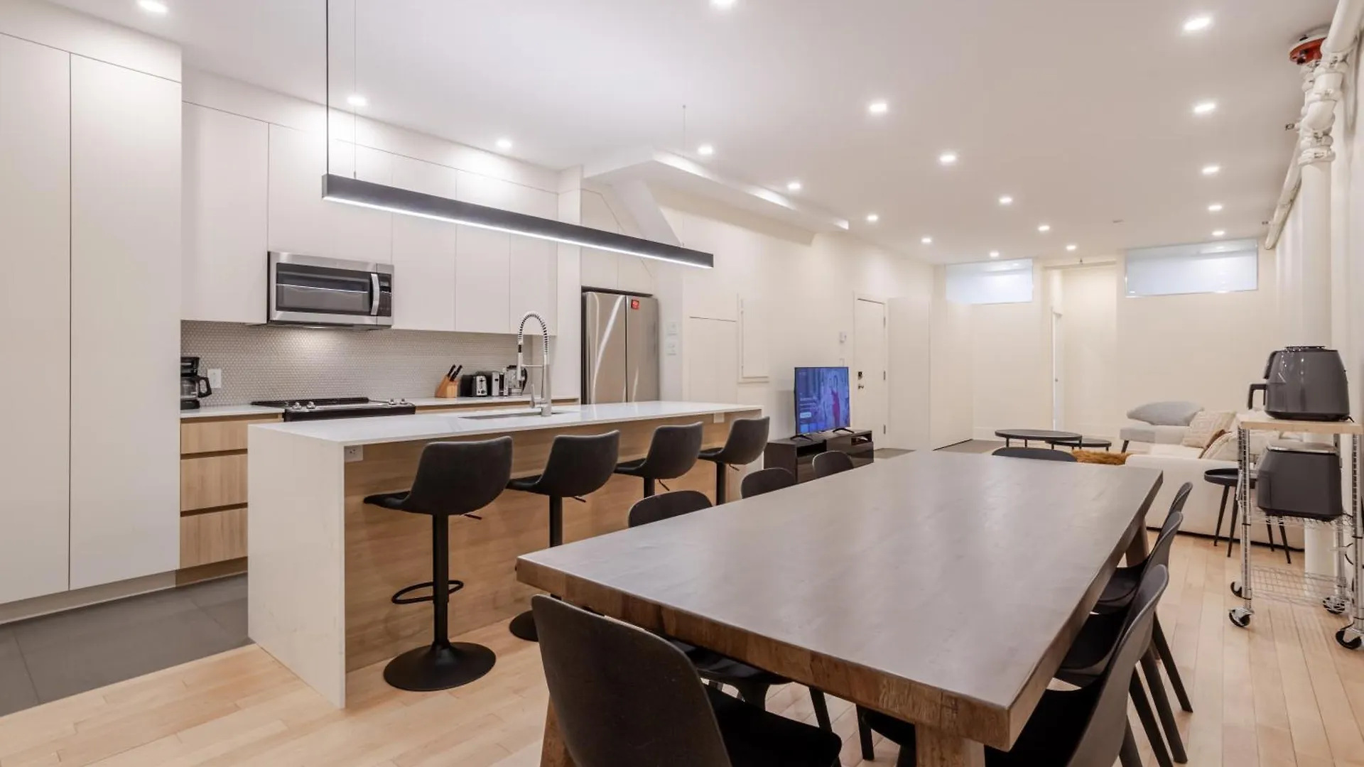 شقة Spacious 4Br Prime Mtl Location مونتريال